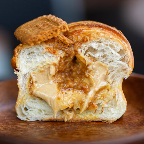 Banana Biscoff Croissant