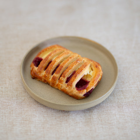 Cherry & Greek yogurt Danish